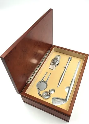 Produktbild von Golf - vierteiliges Geschenkset - ideales Geschenk für einen Golfliebhaber - G082