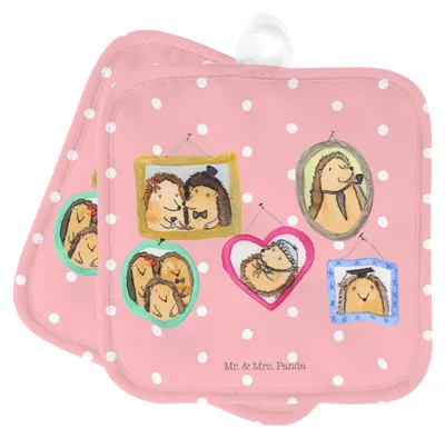Produktbild von Mr. & Mrs. Panda Topfuntersetzer Igel Familie - Rot Pastell - Geschenk, Muttertag, Kochlappen, Schwester, topfhalter, Liebe, Bilder, Glück, Topflappen Set, Ofenlappen