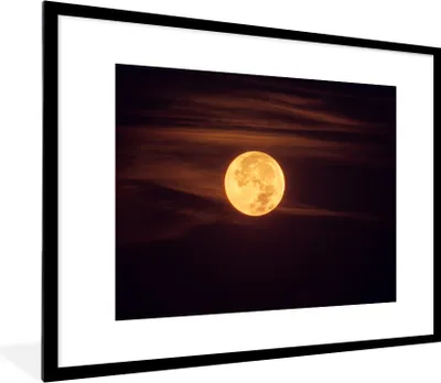 Produktbild von MuchoWow® Gerahmtes Poster Mond - Orange - Nacht 80x60 cm - Poster mit Schwarzem Bilderrahmen Wandposter Rahmen Foto Bilder - Schlafzimmer-Dekorationen - Fotoposter