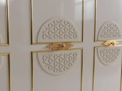 Produktbild von Schlafzimmer Kleiderschrank Luxus Holz Modern Design Möbel Weiß Neu