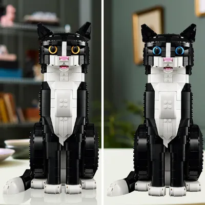 Produktbild von LEGO Ideas Schwarz-weiße Katze, Geschenk für erwachsene Tierfreunde, Wohn-Deko zum Sammeln 21349