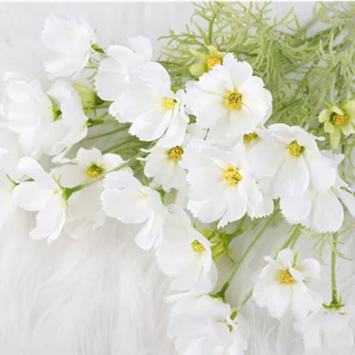 Image de Marguerites artificielles en soie, 60 cm, résistantes aux UV, pour la décoration