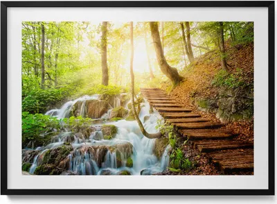 Produktbild von Bach und Treppe im Wald– Wandbild mit Rahmen – Gerahmtes Bild  – Wanddekoration – 100x70 cm –  Schwarz Rahmen