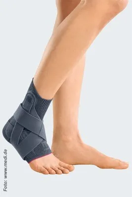 Produktbild von Sprunggelenkbandage Levamed active silber>>>>Gr. V links