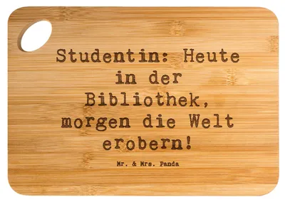 Produktbild von Mr. & Mrs. Panda Schneidebrett Spruch Studentin Traumwelt - Transparent - Geschenk, personalisierte Geschenke, Lernmotivation, Beruf, essbrettchen, Prüfungszeit, Brett