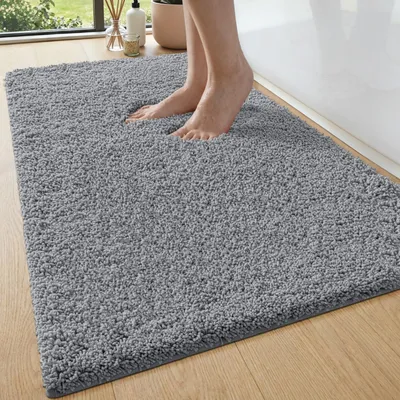 Produktbild von Badezimmerteppich 60 x 110 cm Hellgrau rutschfest saugfähig extra dick waschbar