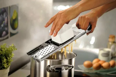 Obrázek produktu pro GEFU Kráječ na Spaetzle z nerezové oceli TRADIZIONE, dlouhé spaetzle
