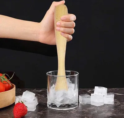 Immagine prodotto di Pestello da cocktail in legno per cocktail e bevande a base di succo (20 cm)
