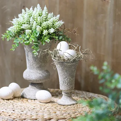 Produktbild von Vintage Deko Kelch aus Metall für Blumenarrangements