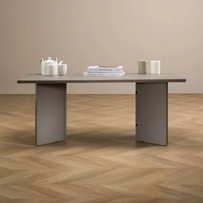 Produktbild von Couchtisch MESA aus Massivholz 110 x 45 x 60 cm weiß - minimalistischer Sofatisch aus Holz, Wohnzimmer Tisch mit angwinkelten Beinen