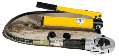 Immagine prodotto di Pinza idraulica per tubi, con una pressione di 6 tonnellate, lunghezza del tubo di 113 cm, capacità di 150 cc, peso lordo di 8,2 kg, con matrici intercambiabili
