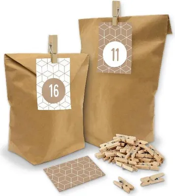 Produktbild von itenga SET Adventskalender "Geometrie" 24 x Tüten + Karten + Klammern + Z32