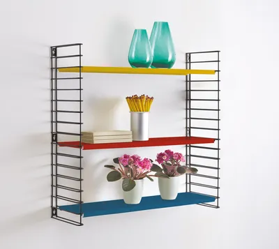 Produktbild von METALTEX 377603328 Bücherregal TOMADO mit 3 bunten Böden u. schwarzen Seiten / Hängeregal / TOMADO-Regalsystem