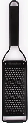 Produktbild von Microplane Reibe grob Black Sheep Schwarz