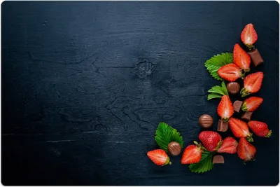 Produktbild von Küchenmatte 150x225 cm Vinylmatte Bodenmatte Dekoration - Erdbeeren und Schokolade
