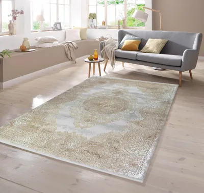 Produktbild von Orientteppich mit klassischen Ornamenten in Beige Größe - 80 x 150 cm