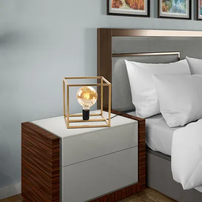 Produktbild von Opviq, Elegante Tischlampe aus Metall, Gold, 25 x 25 x 25 cm | 200 cm Kabel mit Schalter | E27 Fassung, max. 40 W | IP20, ideal für modernes Wohnen und Industrie-Design.