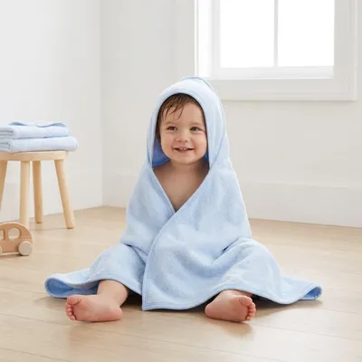 Produktbild von Baby-Frottierhandtuch mit Kapuze New Baby 100x100 cm blau