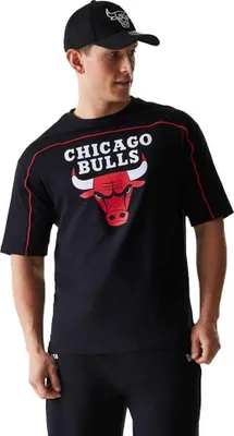 Zdjęcie produktu dla New Era Nba Piping Oversized Chicago Bulls Kurzarm-t-shirt Schwarz L Mann Schwarz L