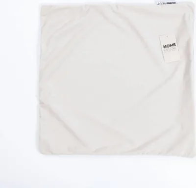Produktbild von HOME DELUXE Samt Kissenbezug COUSHY mit Kissenfüllung - Beige I Kissenhülle Kissenüberzug
