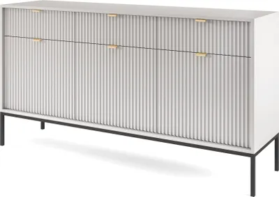 Produktbild von DomoHome Hochwertige Elegante Kommode Nova - 154x83x39 cm Gerillte Front, Goldene Griffe, Vielseitiges Design Mit 3 Schubladen und 3 Türen, Farbe: Grau, Rahmen Schwarz
