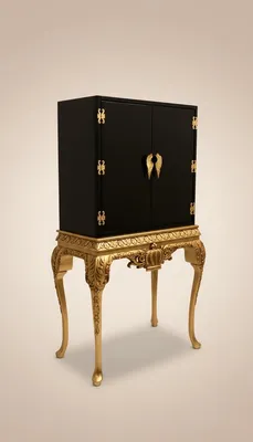Produktbild von Pompöös by Casa Padrino Luxus Barock Barschrank Schwarz / Gold - Pompööser Barock Weinschrank designed by Harald Glööckler - Barock Bar Möbel - Edel & Prunkvoll