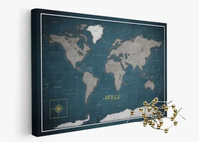 Produktbild von framed concept Personalisierte Weltkarte mit Pinnnadeln Handgefertigte Wanddekoration mit 50 goldenen Pins Einzigartige Geschenkidee