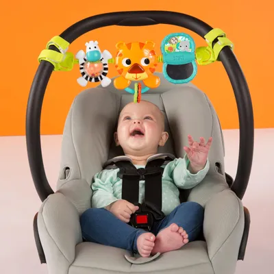 Imagen del producto de Barra de juguetes para llevar Bright Starts