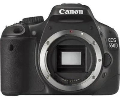 Produktbild von Canon EOS 550D 18 Megapixel DSLR-Kamera, Full HD Video, 22,3 x 14,9 mm CMOS-Sensor, 7,62 cm (3 Zoll) Display, YES