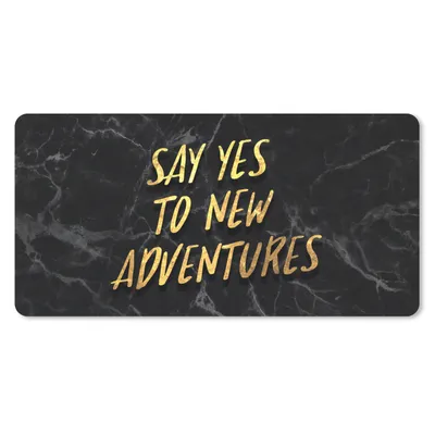 Produktbild von MuchoWow® Mauspad Mousepad Zitate - Abenteuer - Schwarz - Gold 60x30 cm - Mousepads - Maus Mat - Pad - Mausunterlage - Nachhaltig