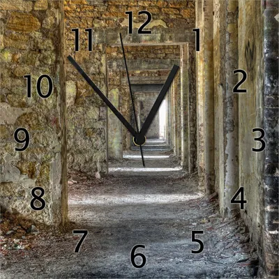 Produktbild von Wallario Design Wanduhr Weg durch eine verlassene Ruine aus Echtglas, Größe 30 x 30 cm