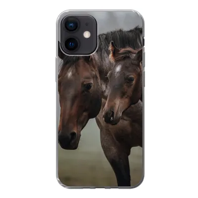Produktbild von MuchoWow® Handyhülle Schutzhülle Hülle für iPhone 12 Pferde - Nebel - Landschaft Silikon Softcase Handy Hülle - Schutzhülle