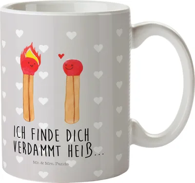 Produktbild von Mr. & Mrs. Panda Plastikbecher Streichhölzer - Grau Pastell - Geschenk, Liebesbeweis, Kinderbecher, Trinklernbecher, Mehrwegbecher, Reisebecher, Freundin, Camping Tasse