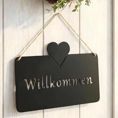 Produktbild von Türschild Willkommen Eisen Modernes Hängeschild Schwarz Matt 25x16 cm Wetterfeste Haustürdeko Gartendekoration mit Kordel und Herzdekor