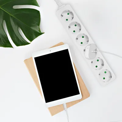 Image de Logilink multiprise 6x avec contact de protection , blanc