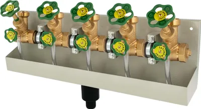Produktbild von SCHLÖSSER Kompakt-Verteilerstation 5-Strang Verteiler - Zulauf 1 1/4 (5/4) Zoll - DN 32, mit Ablaufrinne