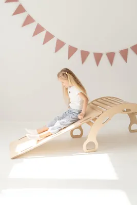 Produktbild von Große Montessori Bogenwippe Kletterbogen mit Handgriffen + große WÖLKCHEN Rutsche - natural