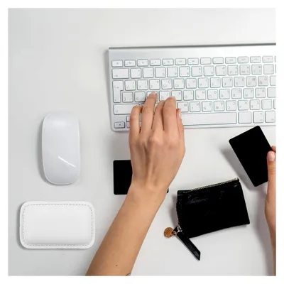 Produktbild von Ergonomische Maus mit Handgelenkauflage aus Kunstleder zur Schmerzlinderung