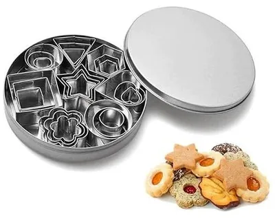 Zdjęcie produktu dla Foremki do ciastek metalowe zestaw 24 szt 8 kształtów dla dzieci