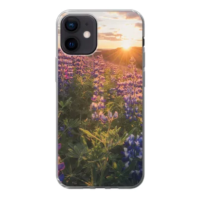 Produktbild von MuchoWow® Handyhülle Schutzhülle Hülle für iPhone 12 Lupine - Sonne - Lila Silikon Softcase Handy Hülle - Schutzhülle