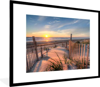 Produktbild von MuchoWow® Gerahmtes Poster Strand - Meer - Düne - Sonnenuntergang - Landschaft 80x60 cm - Poster mit Schwarzem Bilderrahmen Wandposter Rahmen Foto Bilder - Schlafzimmer-Dekorationen - Fotoposter