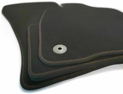 Produktbild von Top Fußmatten passend für Cupra Formentor Ziernaht Braun + Premium Velours