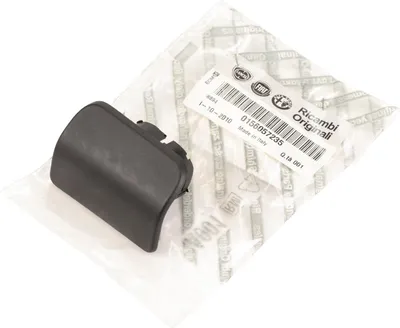 Produktbild von Original Alfa Romeo Abdeckkappe vordere Stoßstange links Alfa Romeo 147 Bj. 2000-2010 OE 156057235