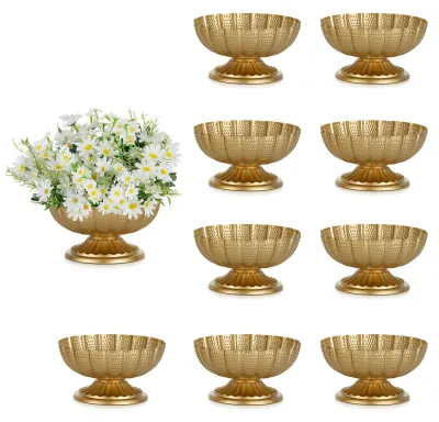 Goldene Metallvasen 9,5 cm Höhe Blumenvase Mittelstück Set 2