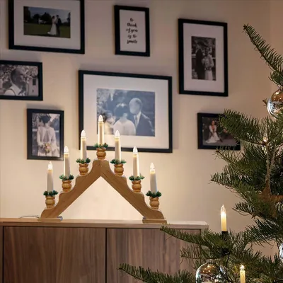 Productafbeelding van Hellum kerstlichtboog voor binnen - Kerstverlichting voor het raam - 39x34 cm naturel met 7 kaarsen (+ reserve)