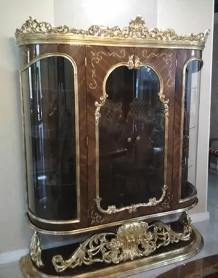 Produktbild von Casa Padrino Luxus Barock Vitrine Braun / Antik Gold - Prunkvoller Massivholz Vitrinenschrank mit 2 Türen - Handgefertigte Barock Möbel