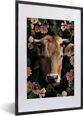 Produktbild von MuchoWow® MuchoWow® Gerahmtes Poster Kuh - Tiere - Blumen 40x60 cm - Poster mit zchwarzem Bilderrahmen - Poster in Rahmen