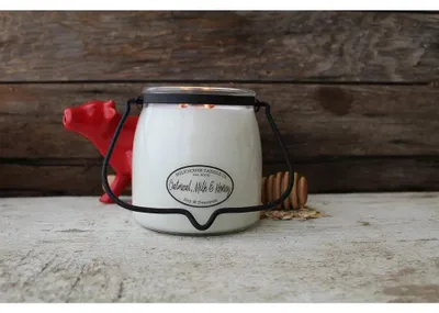 Imagen del producto de MILKHOUSE CANDLE Vela aromática "Avena, Leche y Miel"BUTTER JAR Vela con dos mechas (454 g)