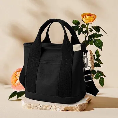 Produktbild von Famanu Handtasche aus Canvas - vielseitig und geräumig