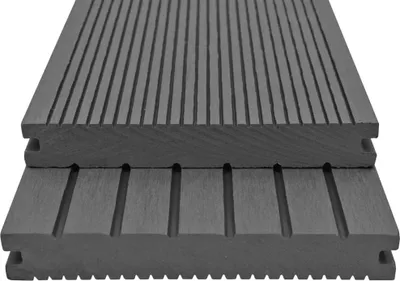 Produktbild von vidaXL WPC Massive Terrassendielen mit Zubehör 10 m² 2,2 m Grau